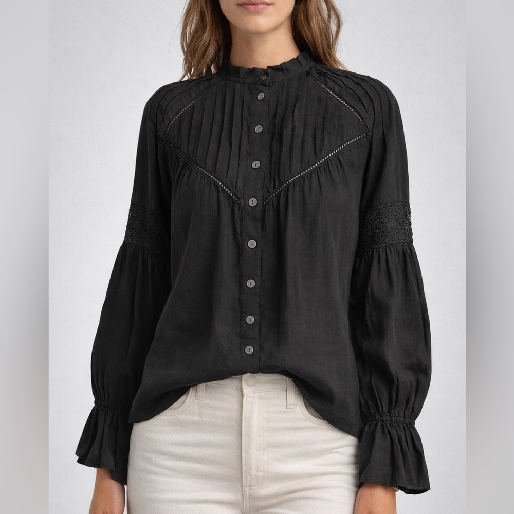Anthropologie KIVARI Black Boho Lace Pintuck Blouse Size XS - Picture 1 of 6